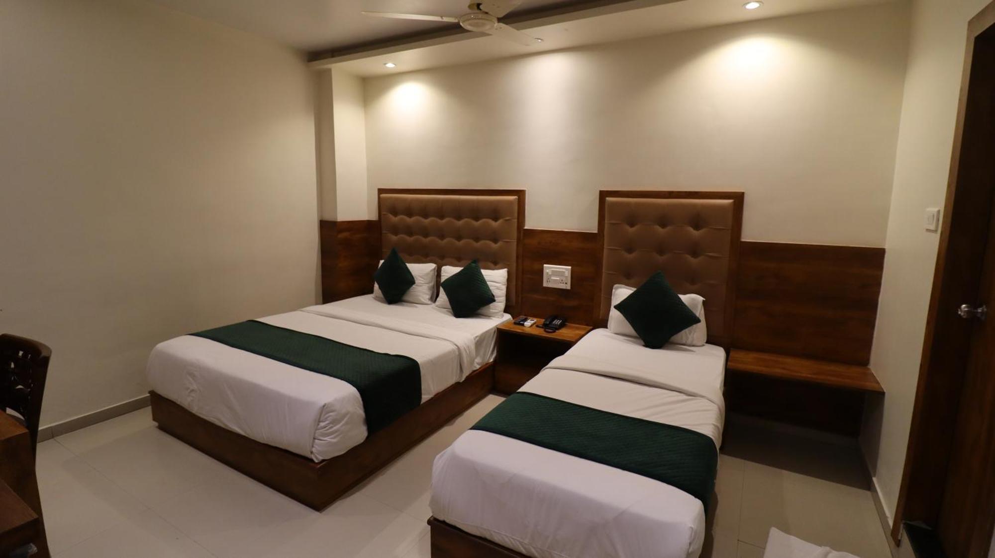 Hotel Bkc Garden - Near Us Embassy Bkc Bombay Exterior foto