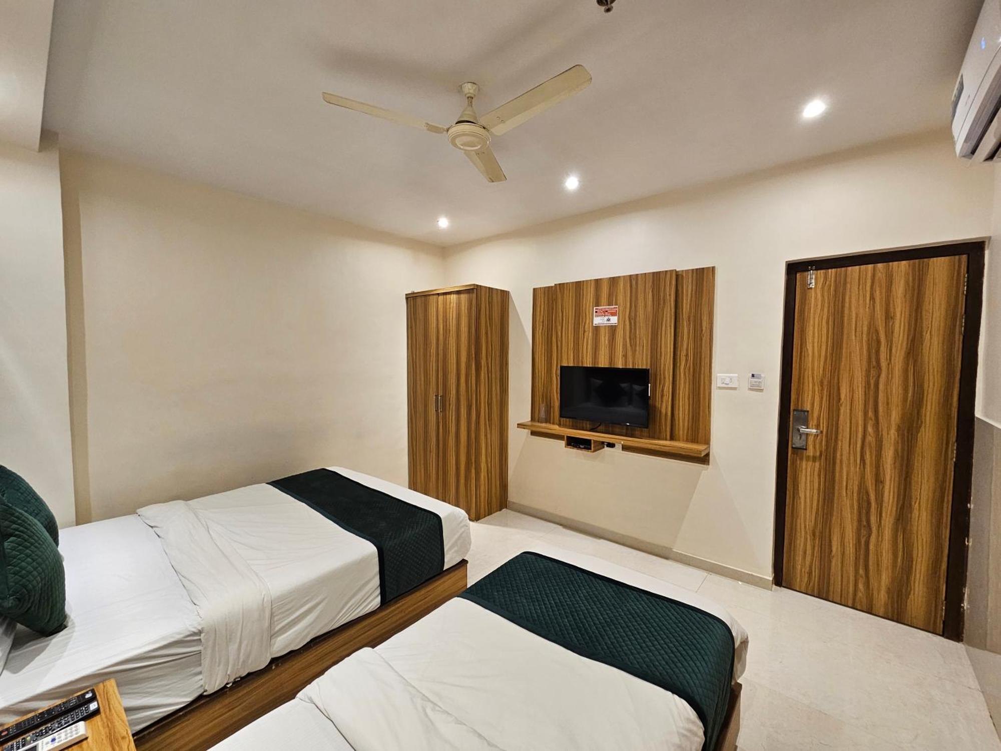 Hotel Bkc Garden - Near Us Embassy Bkc Bombay Exterior foto